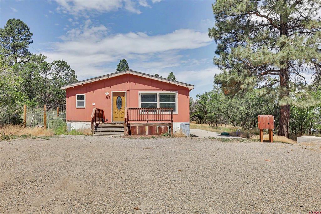 231 Blue Jay Circle Property Photo 1