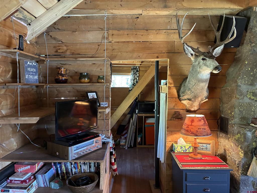 21333 College Drive Property Photo 11