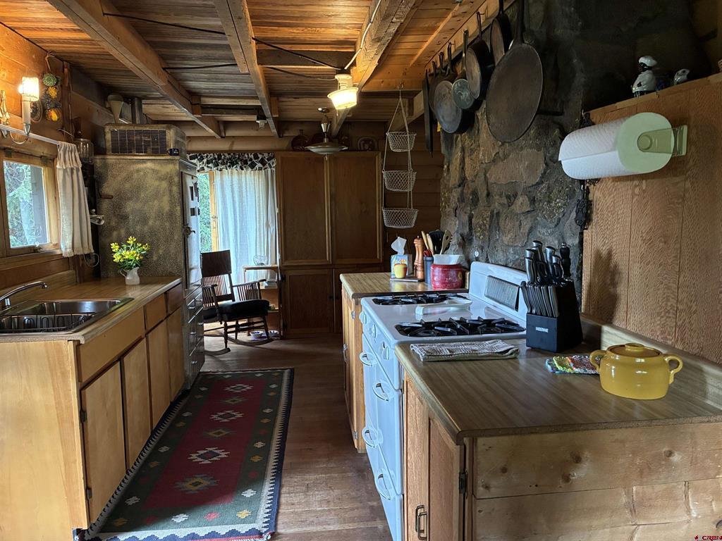 21333 College Drive Property Photo 33