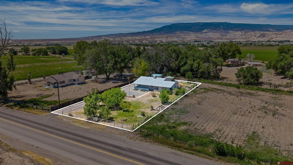 14037 G Road Property Photo 3