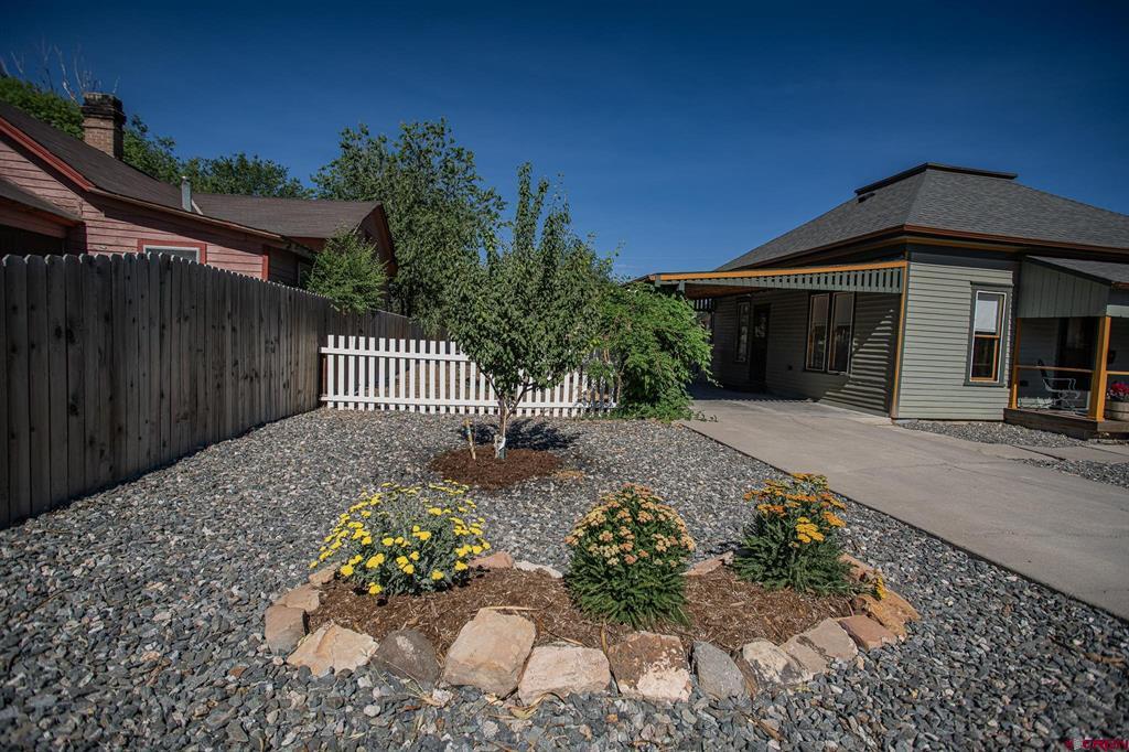 719 Dodge Street Property Photo 5