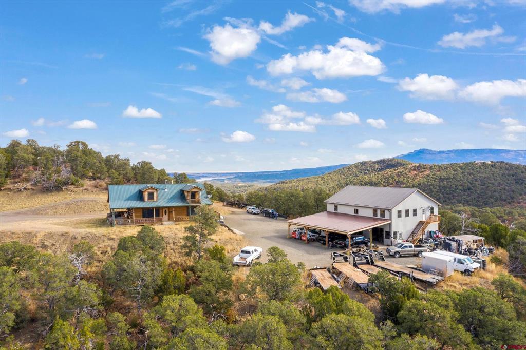 6651 Farview Valley Road Property Photo 2