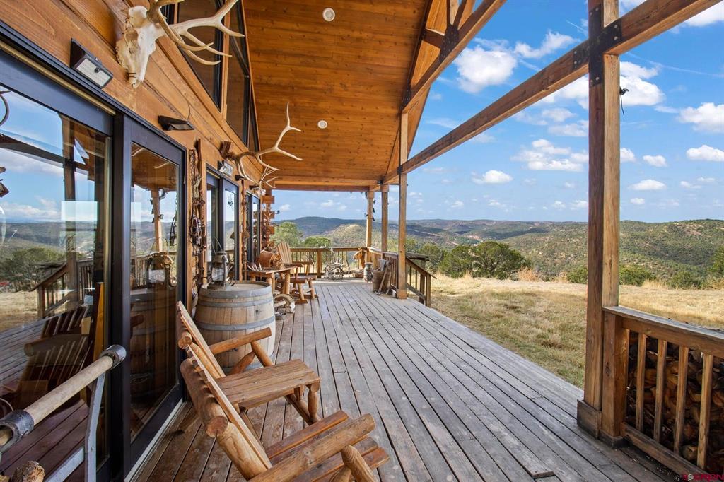 6651 Farview Valley Road Property Photo 4