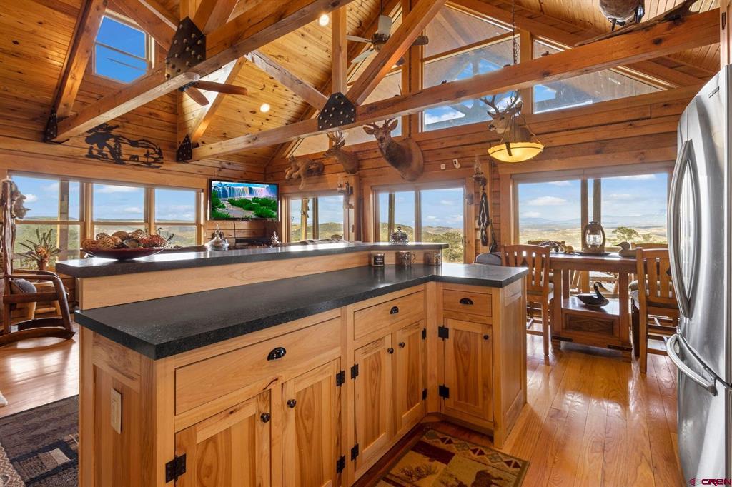 6651 Farview Valley Road Property Photo 12