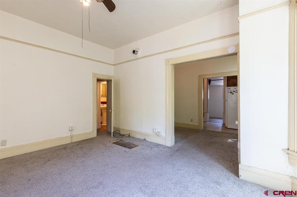 558 E 4th Avenue Property Photo 16