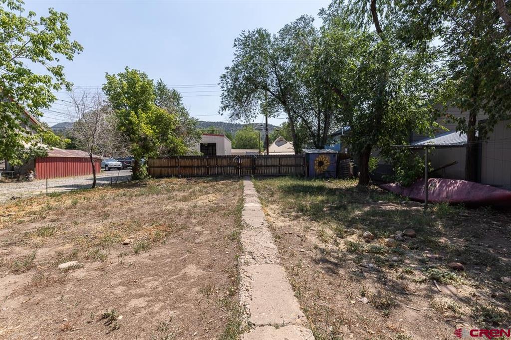 558 E 4th Avenue Property Photo 41