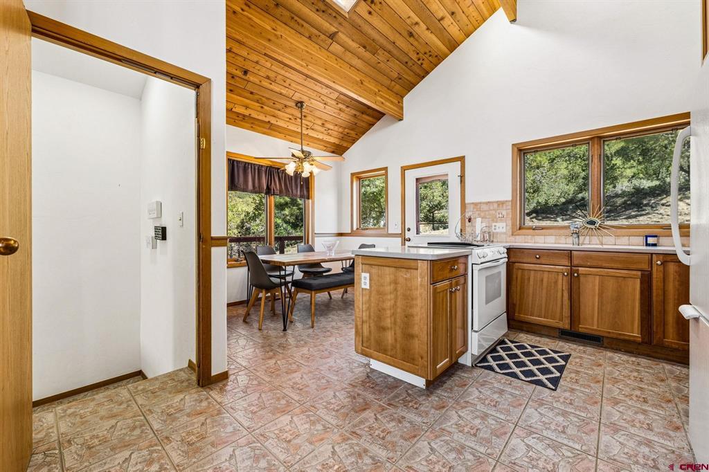 1022 Heritage Road Property Photo 30