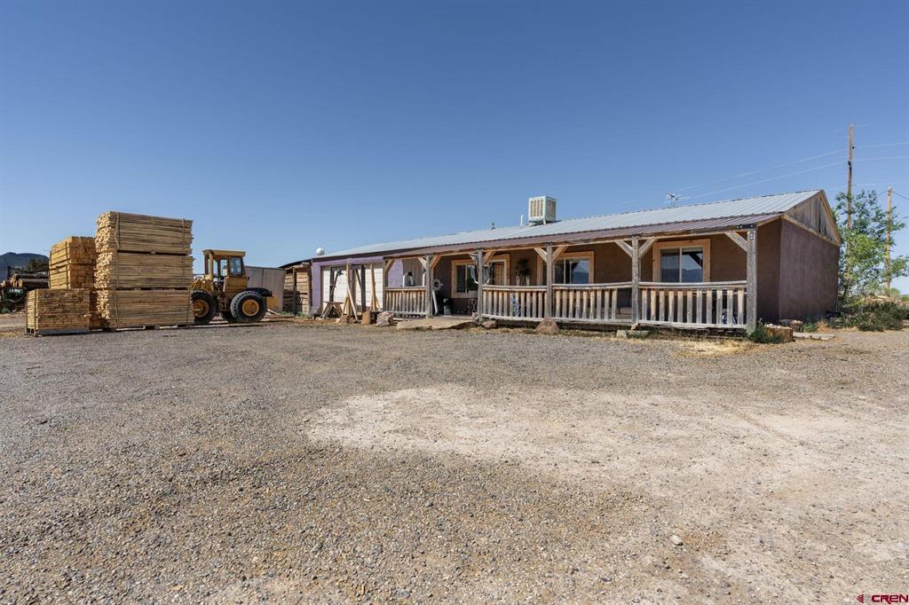 2303 S Broadway Property Photo 23