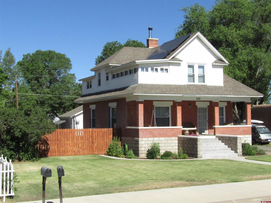 245 Dunham Street Property Photo 2