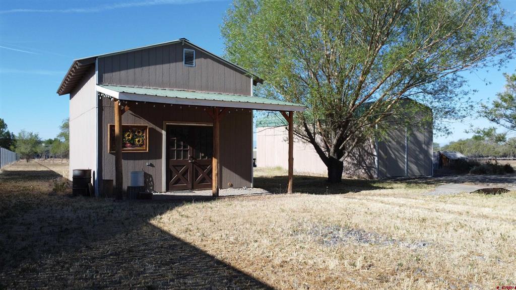 1025 Ne Indian Camp Avenue Property Photo 10