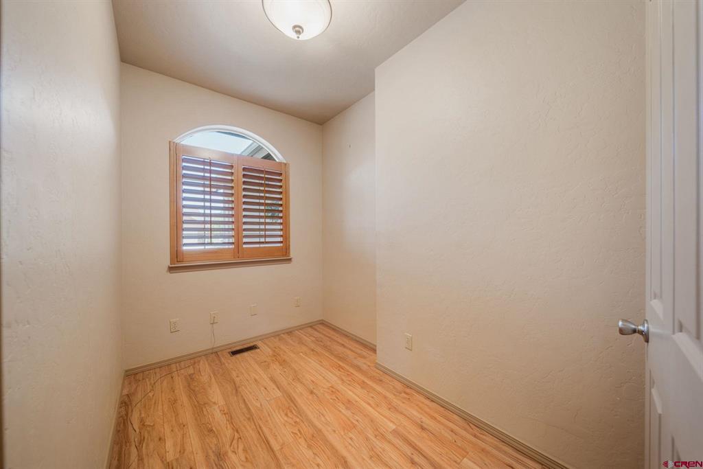 402 Dove Ranch Road Property Photo 6