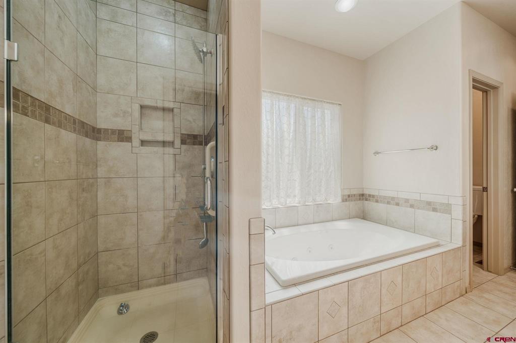 402 Dove Ranch Road Property Photo 15
