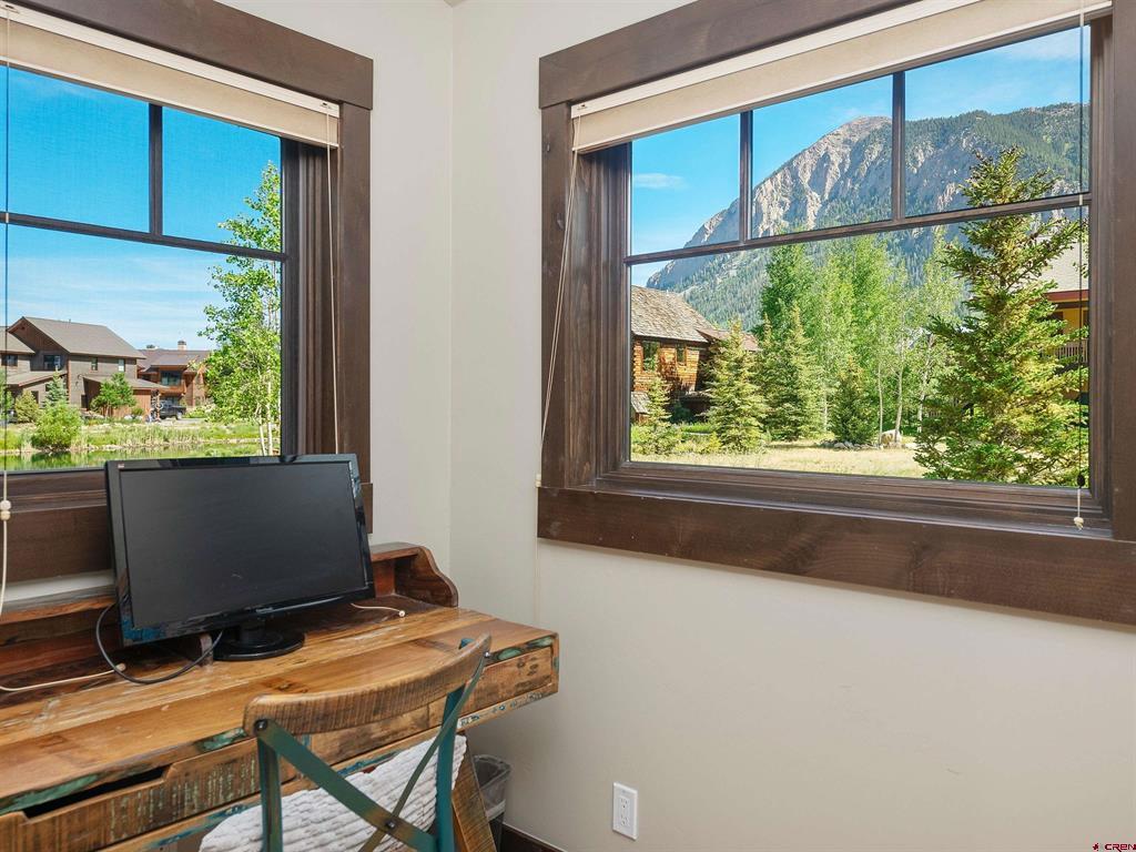 330 Larkspur Loop Property Photo 16