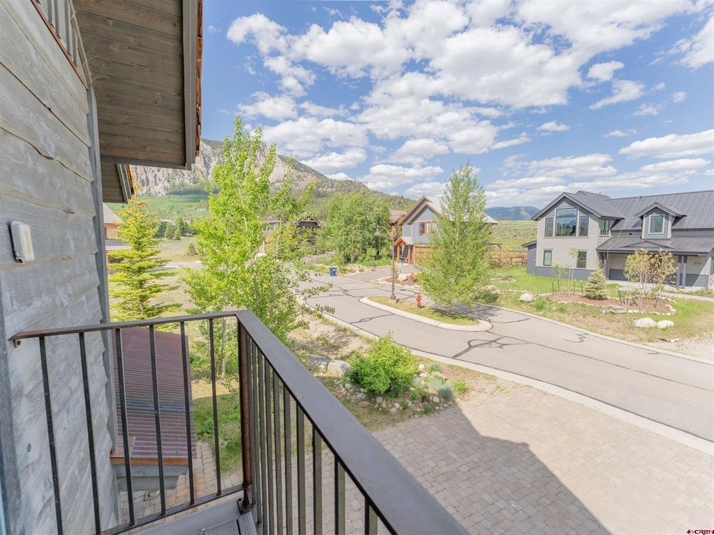 330 Larkspur Loop Property Photo 28