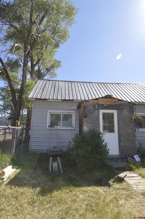 867 Mineral Street Property Photo 1