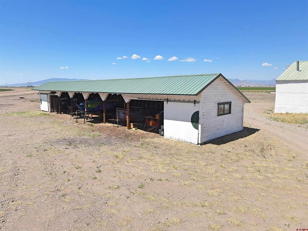 552 E County Road 7 Property Photo 4