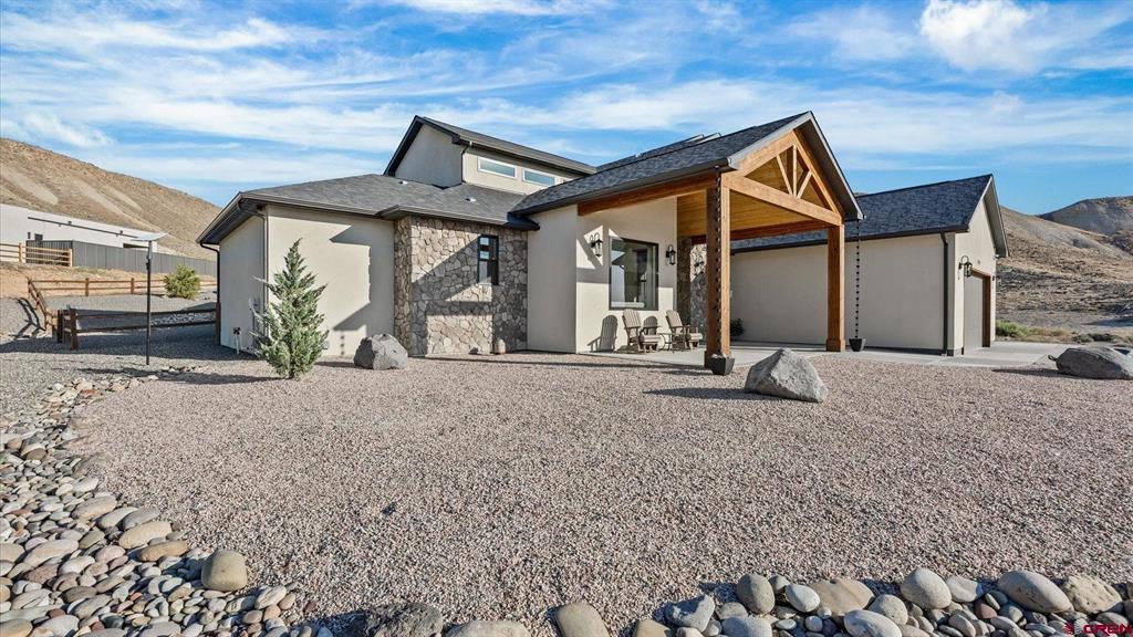 480 Desert Bluff Court Property Photo 6