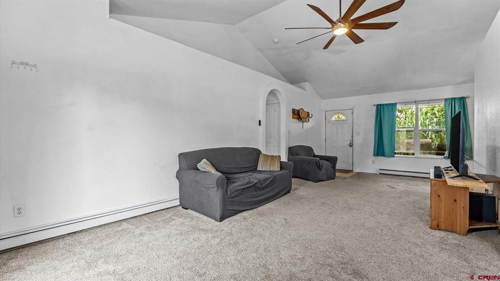 360 N Ash Street Property Photo 8