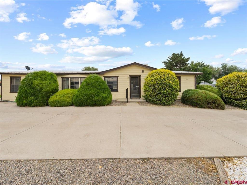 1524 Arizona Street Property Photo 2