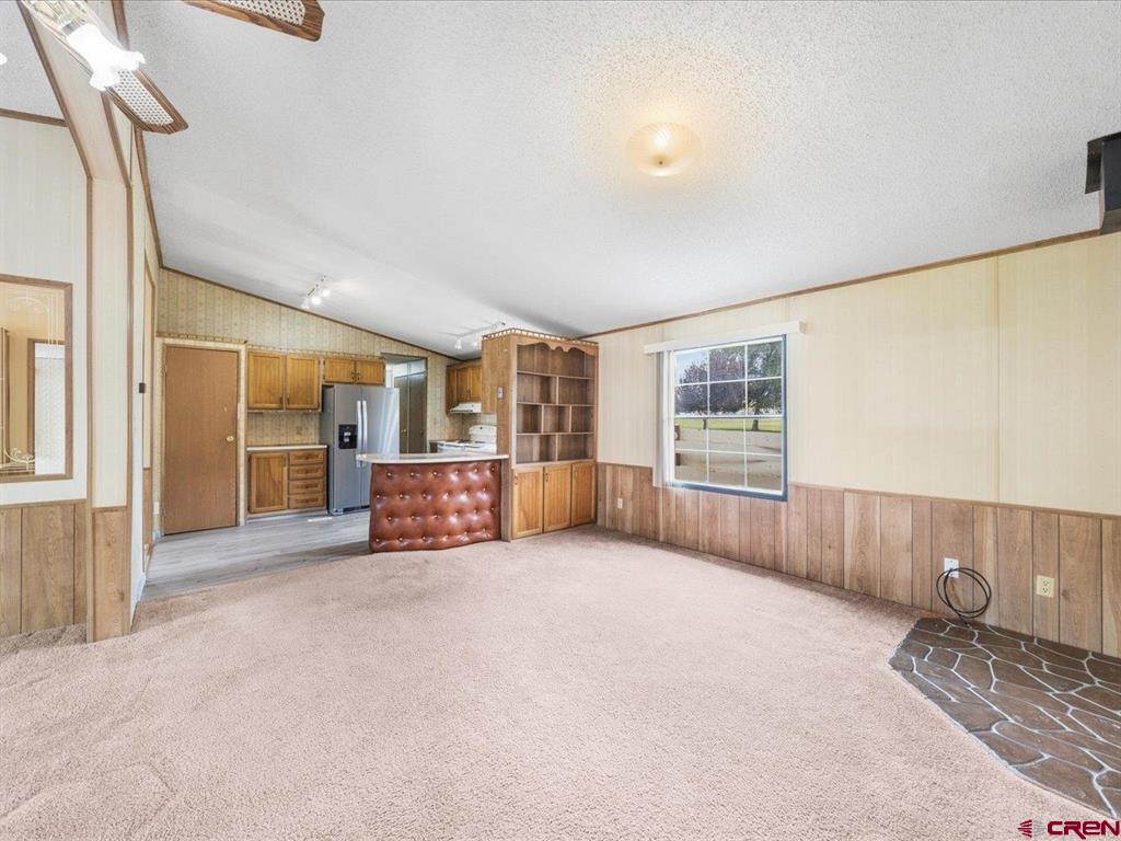 1524 Arizona Street Property Photo 10