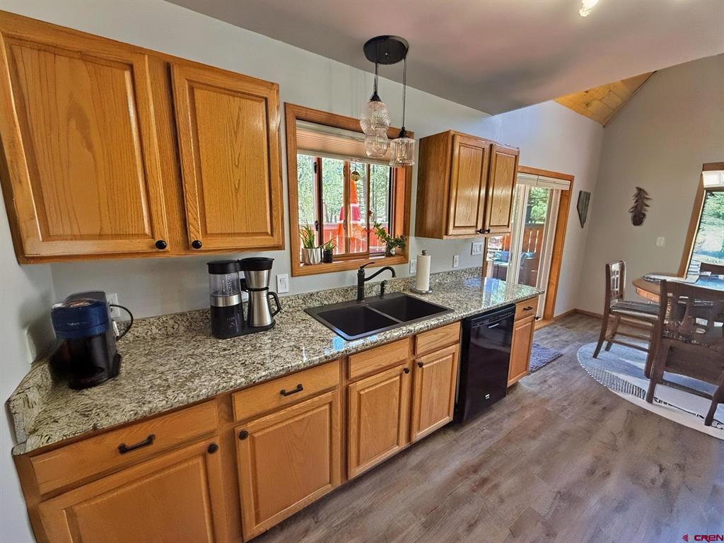 139 Bristle Cone Property Photo 8