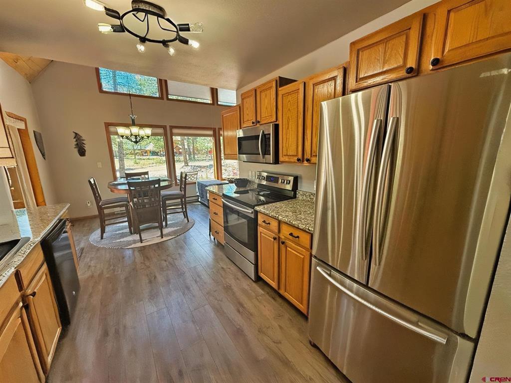 139 Bristle Cone Property Photo 9