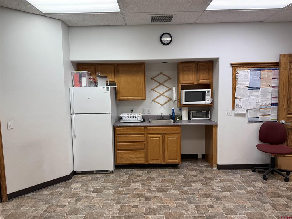 500 S Highway 50 Business Loop Property Photo 17