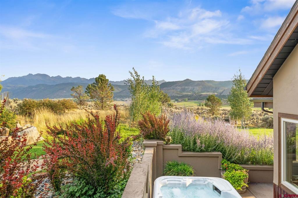 800 Golden Eagle Trail Property Photo 5