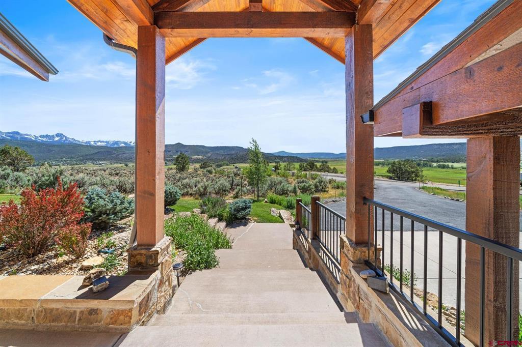 800 Golden Eagle Trail Property Photo 39