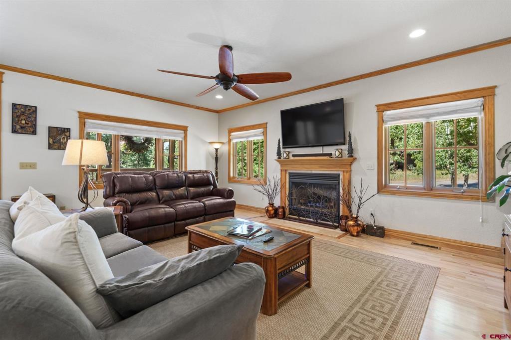 565 Iron King Property Photo 7