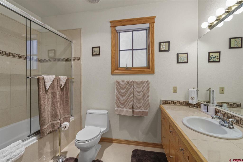 565 Iron King Property Photo 17