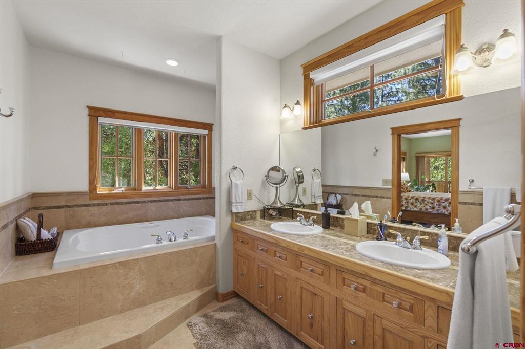 565 Iron King Property Photo 30