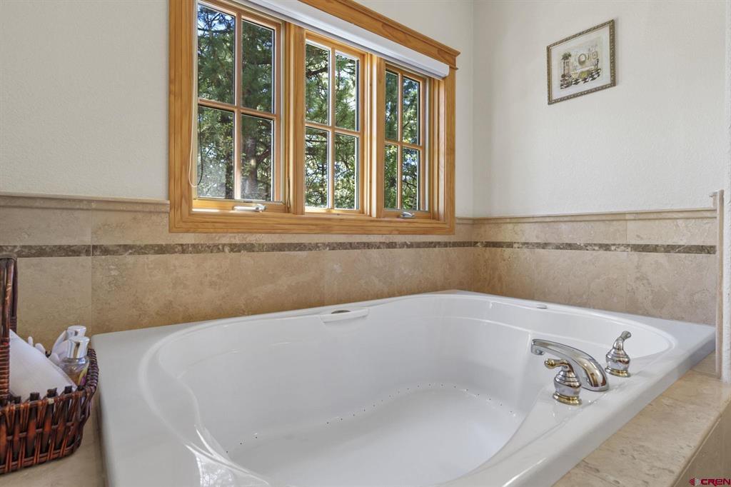 565 Iron King Property Photo 31