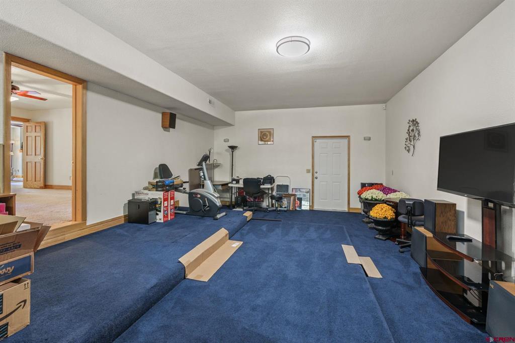 565 Iron King Property Photo 34