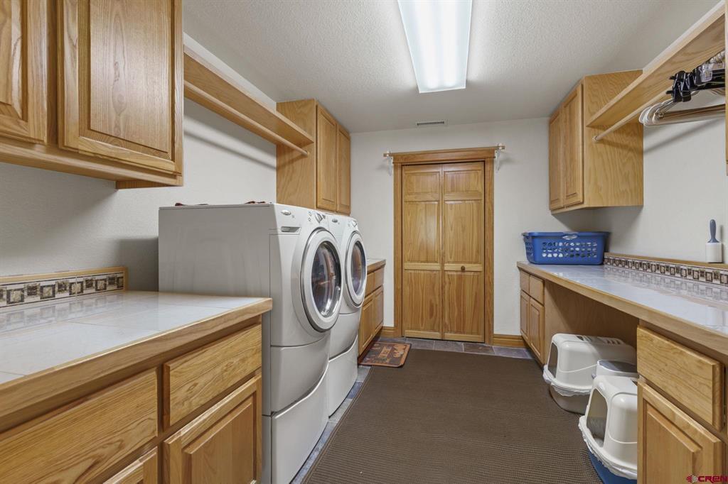 565 Iron King Property Photo 38