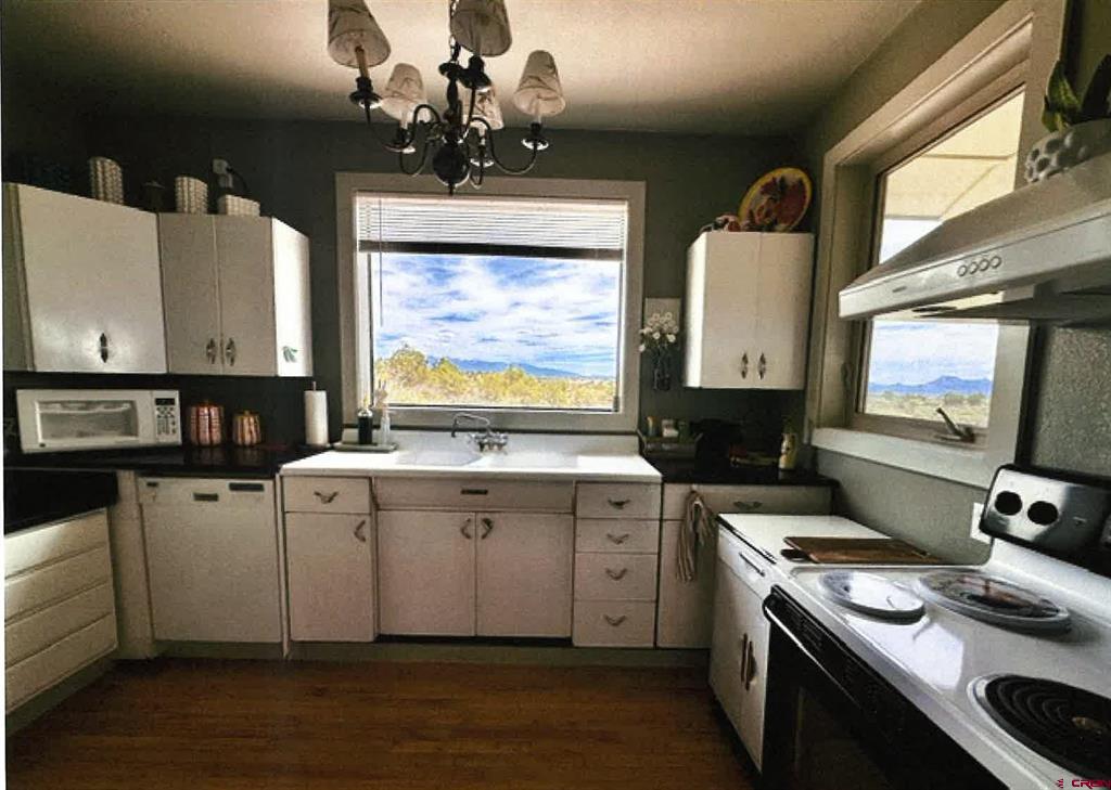 16722 Road 28.4 Property Photo 8