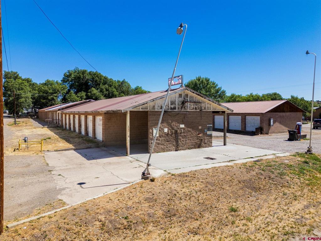 785 Shoshone Avenue Property Photo 3