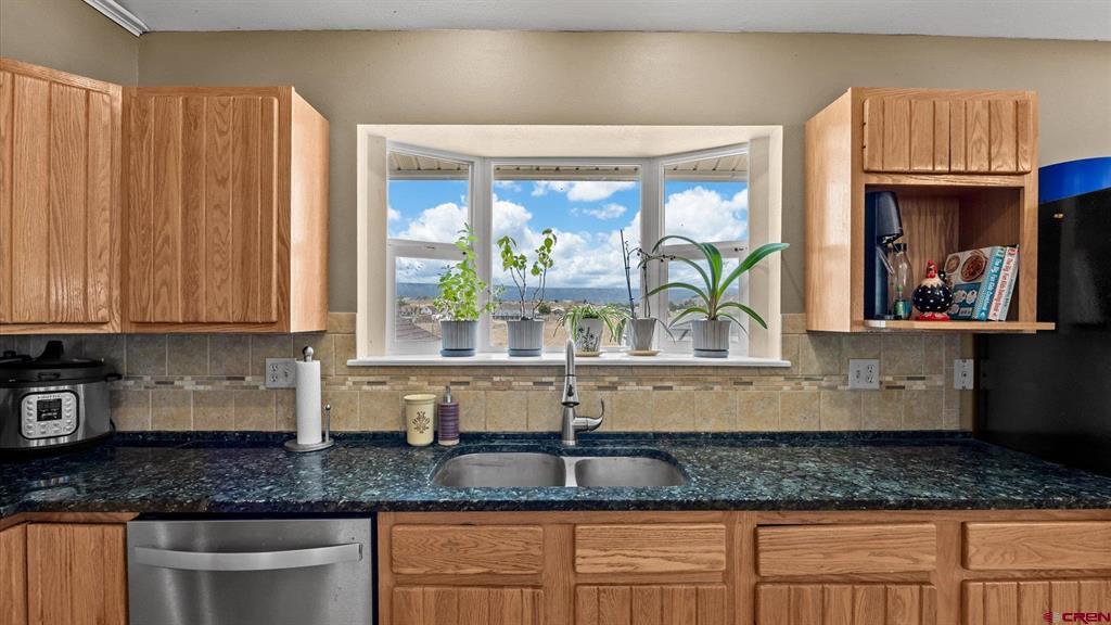 8555 Coffey Road Property Photo 10
