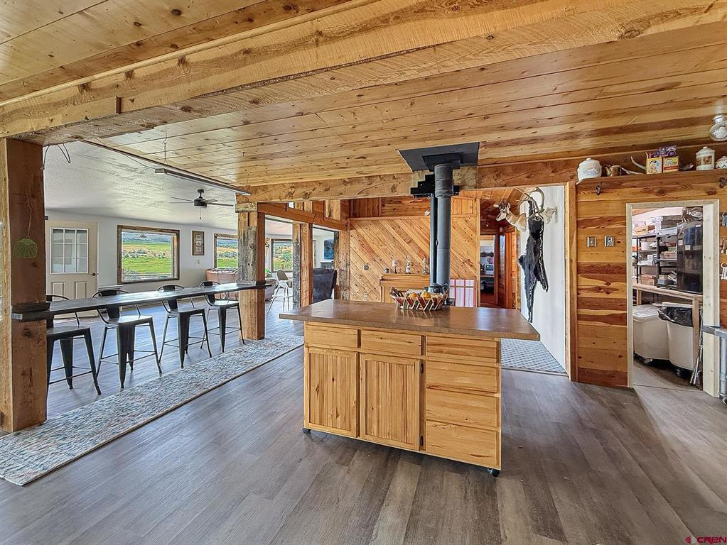81438 92 Highway Property Photo 6