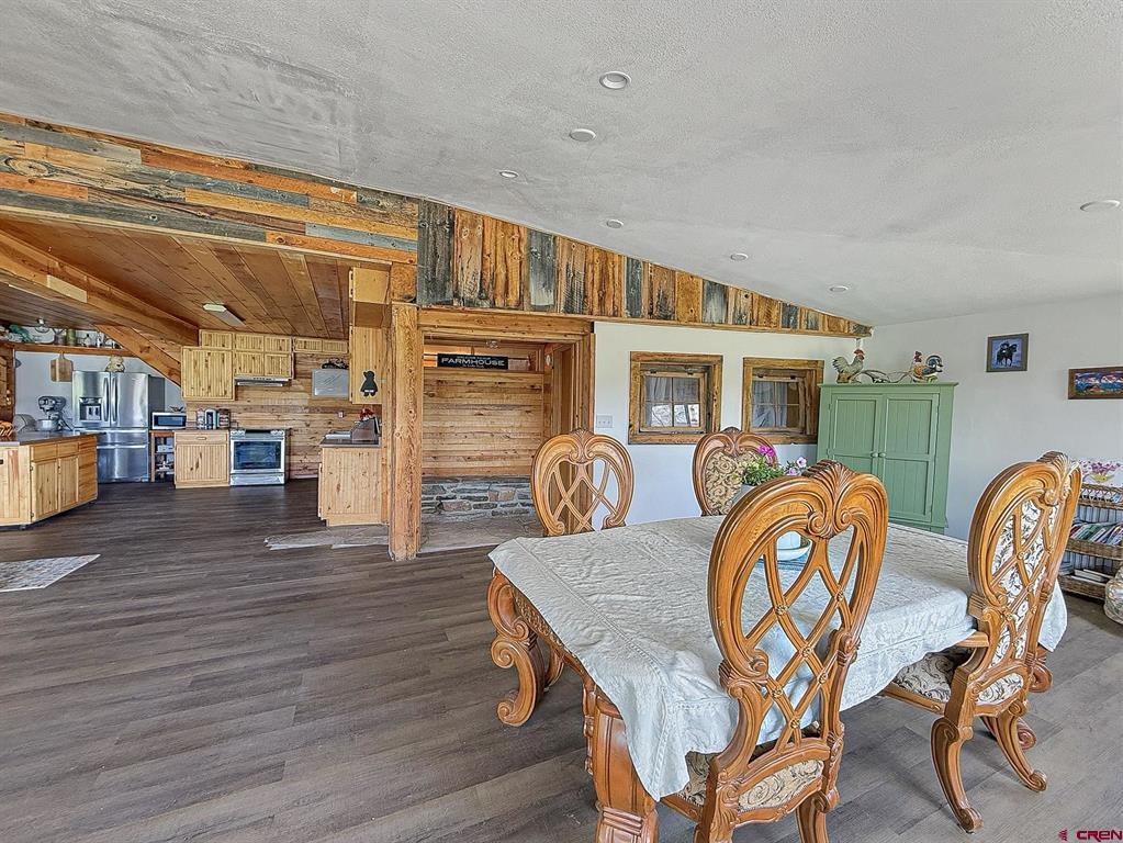 81438 92 Highway Property Photo 8