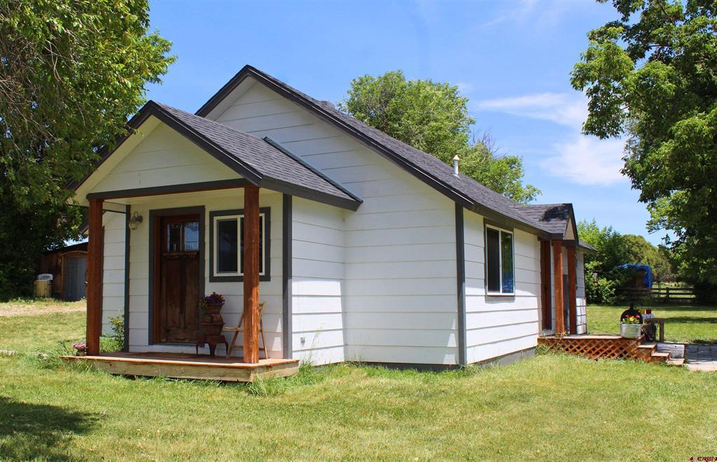 15574 2900 Road Property Photo 2
