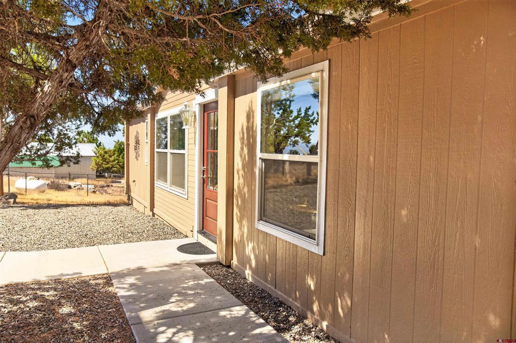 17237 2550 Road Property Photo 2