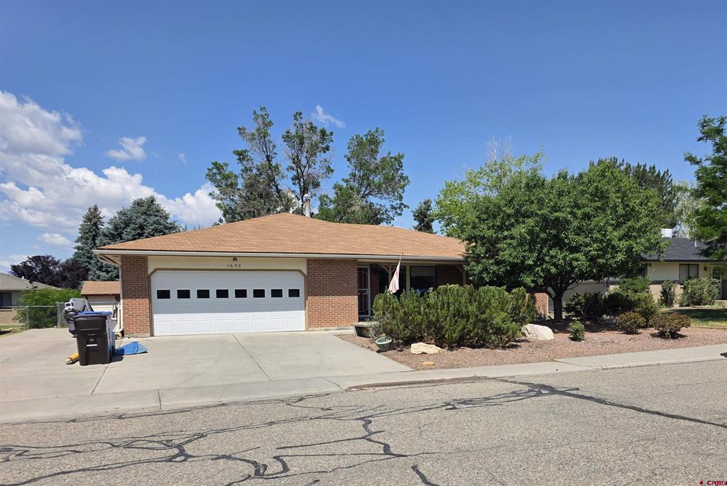 1630 Manchester Drive Property Photo 1