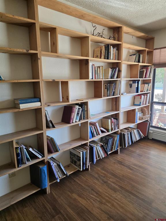 1630 Manchester Drive Property Photo 9