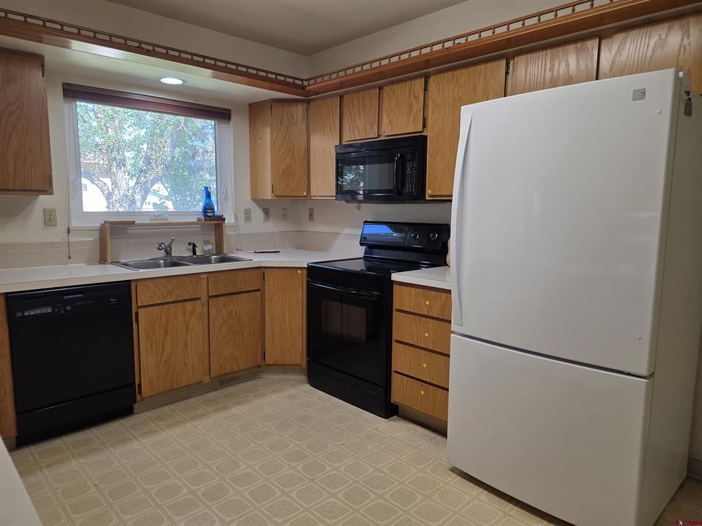 1630 Manchester Drive Property Photo 11
