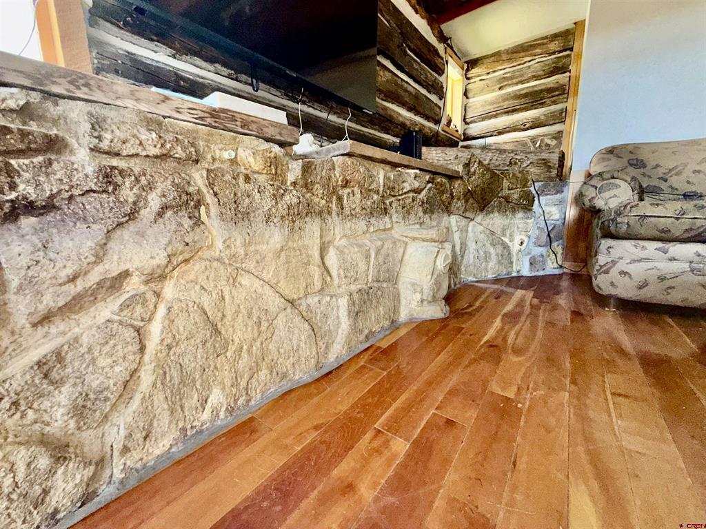 405 First Street Property Photo 10