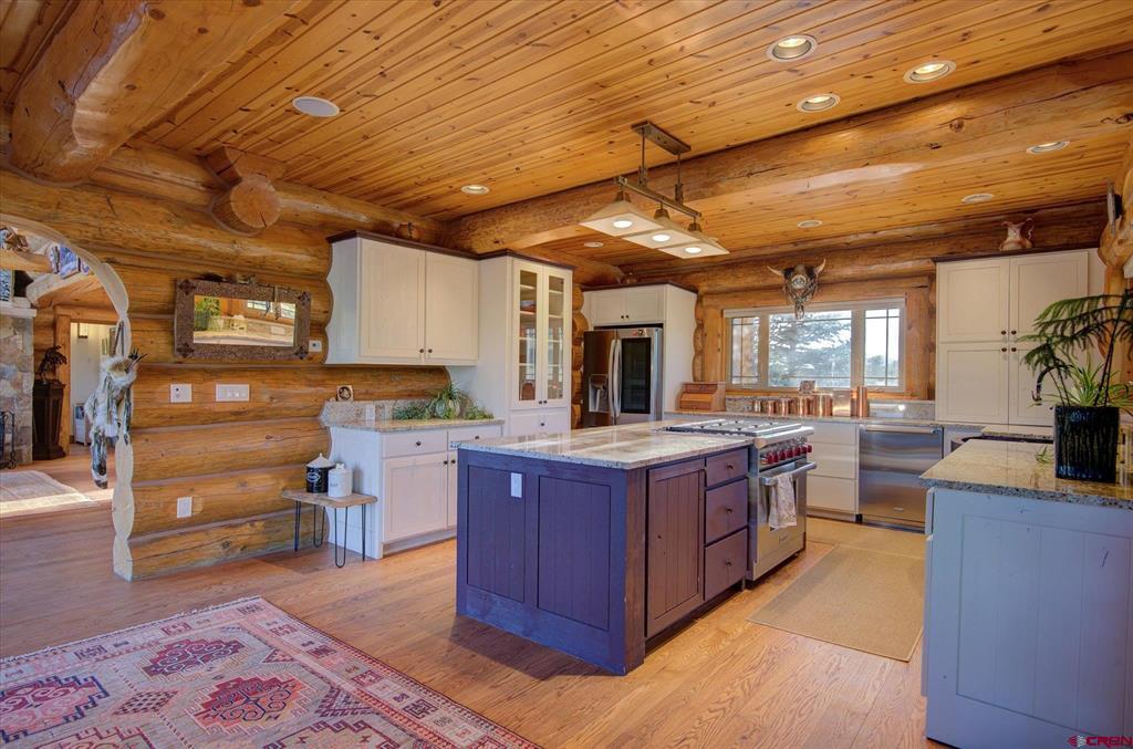 2001 Running Horse Place Property Photo 14