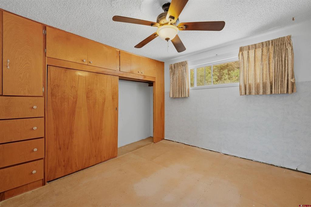 1109 E 1st Street Property Photo 21