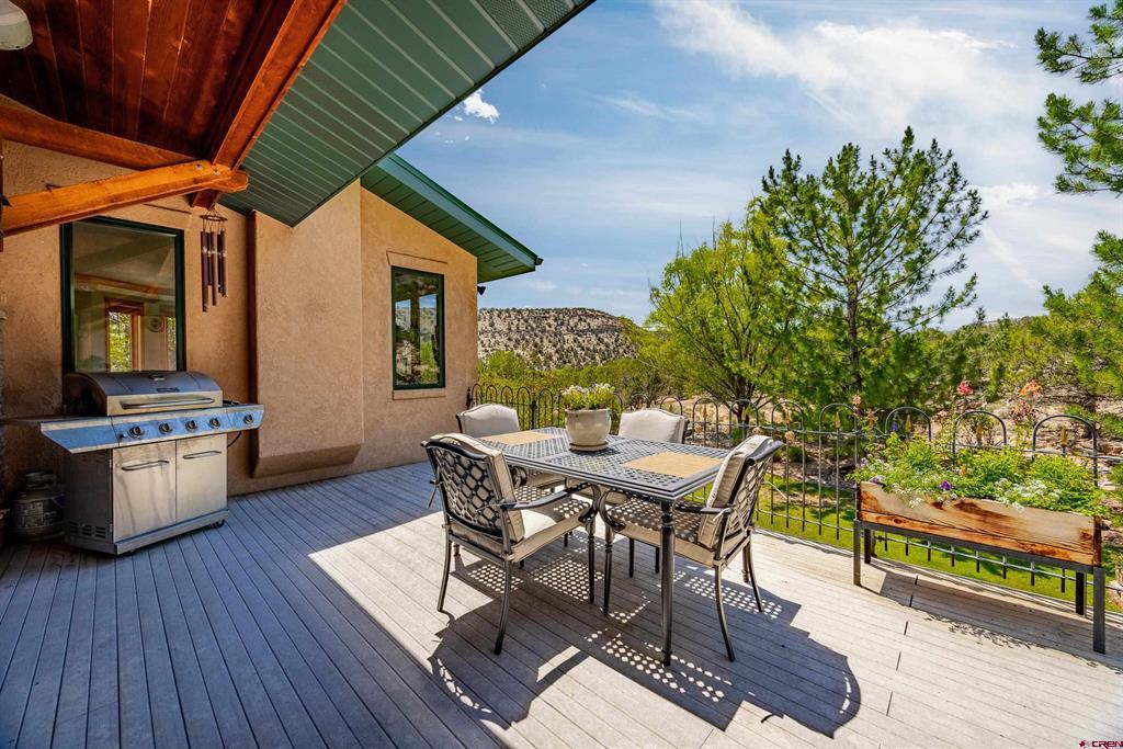 18865 Spring Canyon Road Property Photo 11