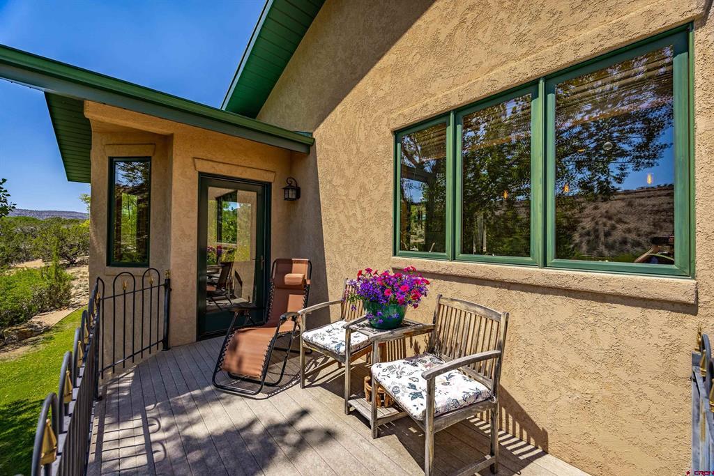 18865 Spring Canyon Road Property Photo 17